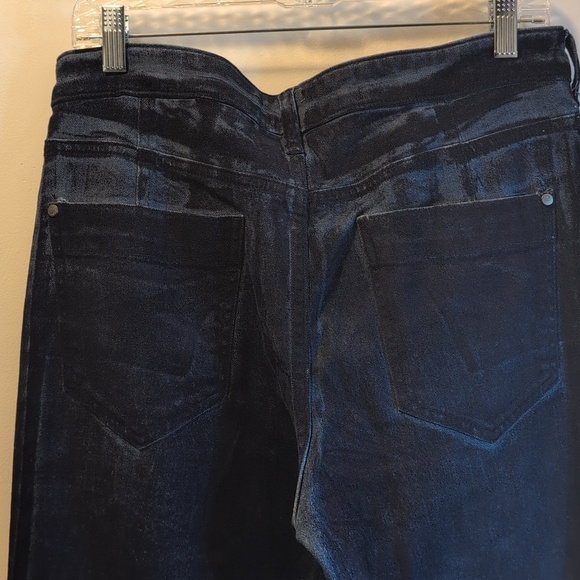 Pilcro Retro Flare Mid‑Rise Jeans • Dark Wash • Size 30 - Picture 9 of 12